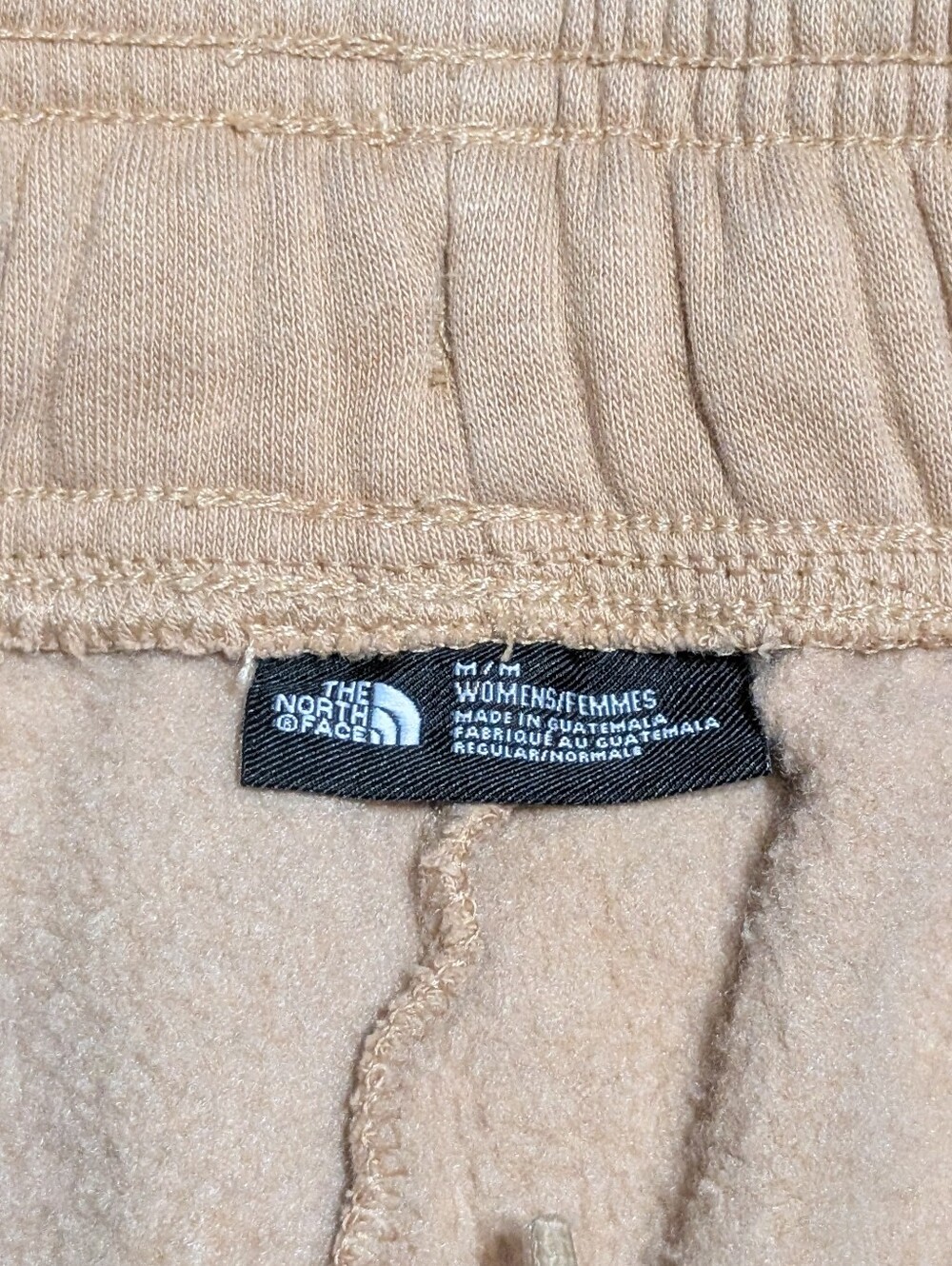 The North Face | Women's | Evolution Relaxed Fit Shorts | Almond Butter | Medium - Picture 2 of 3